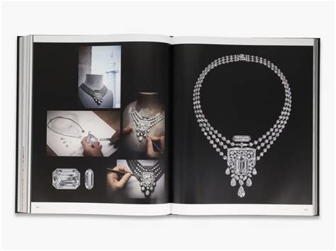 collection chanel haute joaillerie|chanel haute joaillerie book.